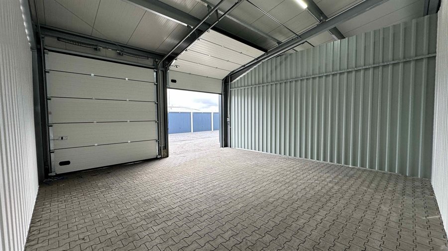 Garage von innen